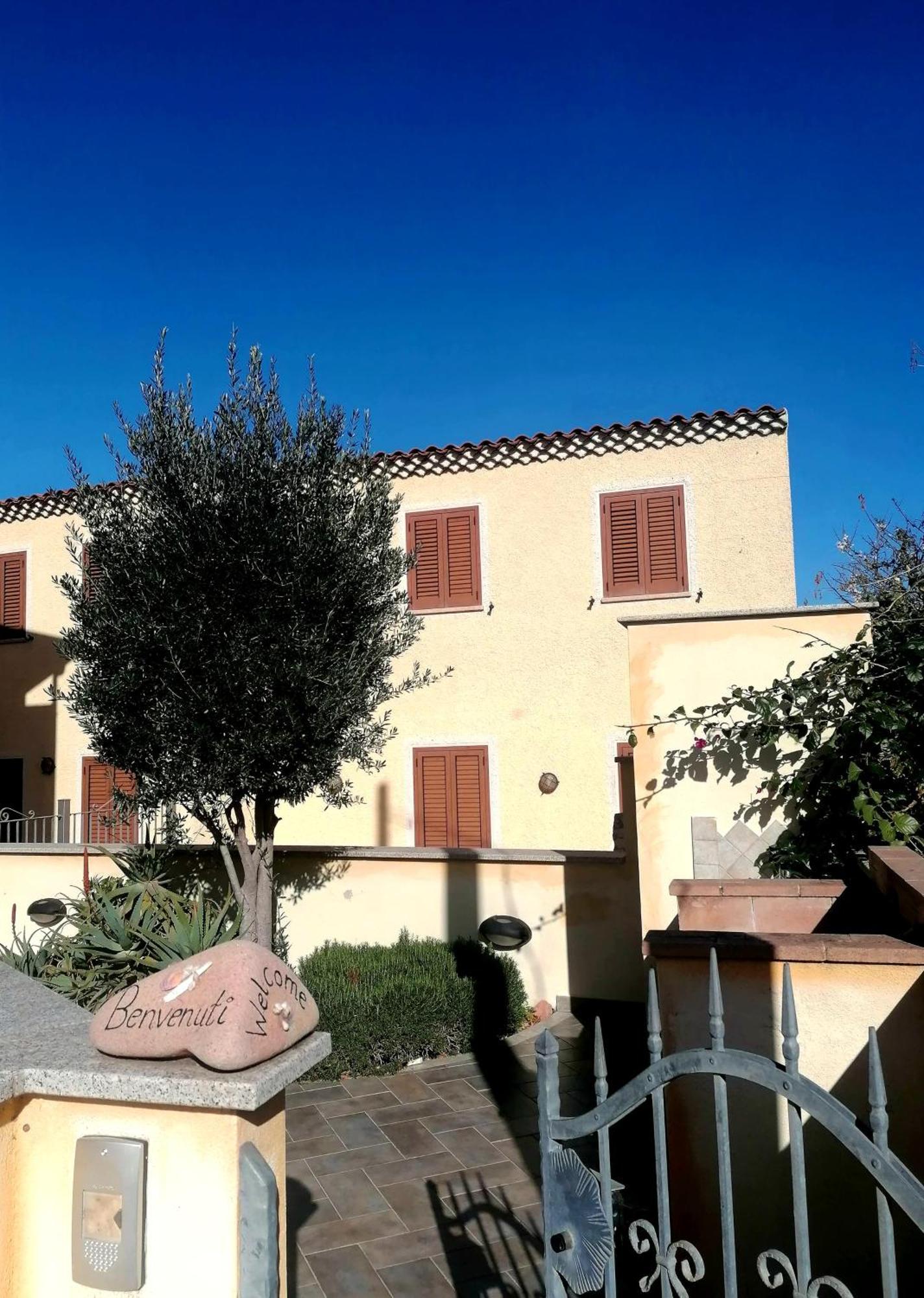 Sardamare Apartments Appartamenti La Ciaccia Валледорія Номер фото